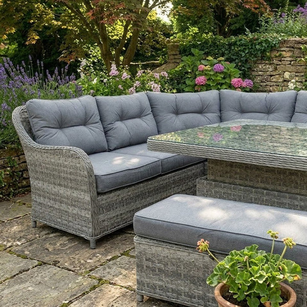 Corner Groups - Love Home & Garden