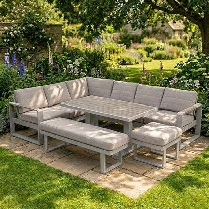 Melbourne corner suite - Love Home & Garden